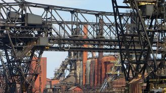 Ocelárně ArcelorMittal klesl hrubý provozní zisk o pětinu
