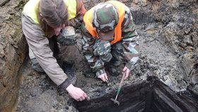 Stopy osídlení z mladší doby kamenné našli archeologové v pražské čtvrti Dubeč. (ilustrační foto)