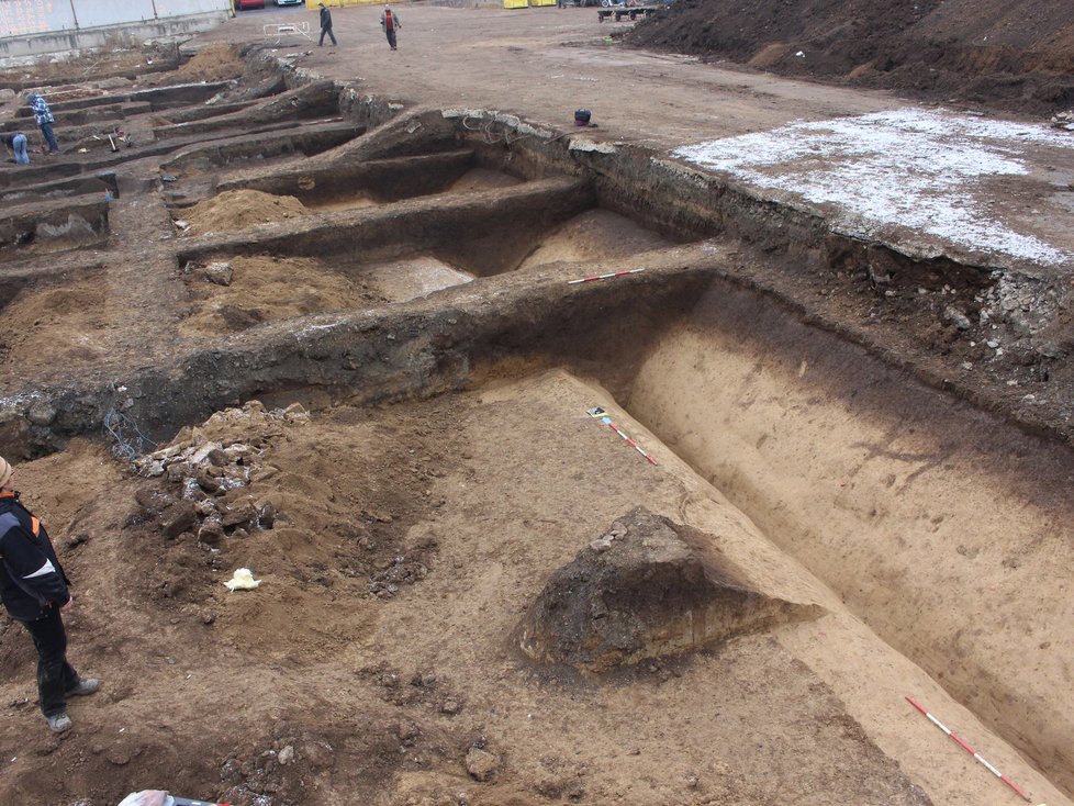 Archeologové našli v Brně pozůstatky po římském vojenském táboru z 2. století našeho letopočtu.