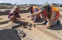 Archeologové při práci