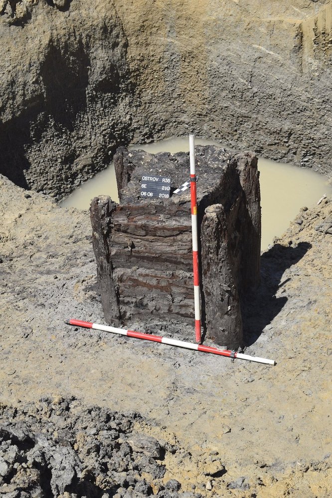 Nejstarší dochovaná studna v Ervopě pod stavbou budoucí dálnice D35