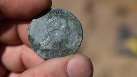 Cenné doklady dávné historie: Archeologové odkryli v Hodoníně tisíce artefaktů