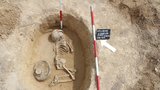 Vzácný nález archeologů v Holubicích: Lidé tu žijí už čtyři tisíce let, našli hroby z pravěku