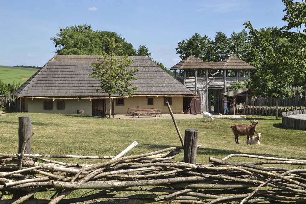 Archeoskanzen Modrá