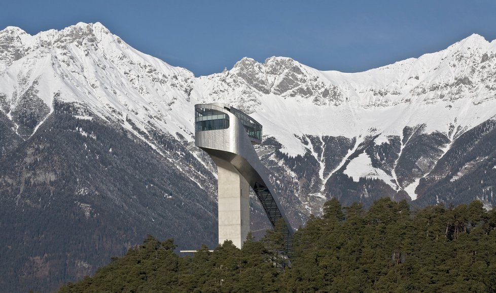 Skokanský můstek BERGISEL Innsbruck (Rakousko) za 420 milionů Kč