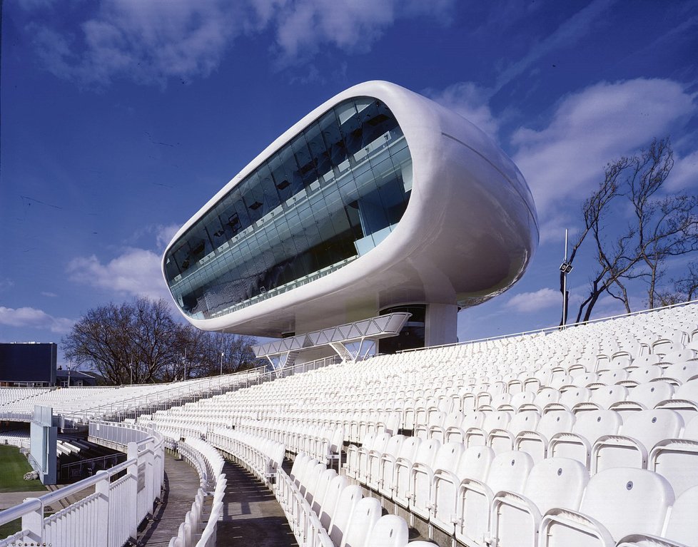 Lord&#39;s Media Centre u kriketového hřiště v Londýně.