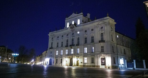 Pražské arcibiskupství se rozšouplo: Nákup bytů v lukrativních lokalitách za stamiliony