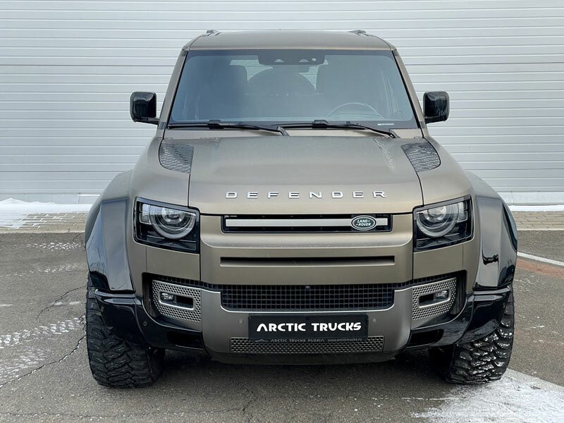 Arctic Trucks Land Rover Defender AT 35