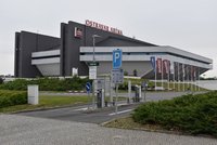 Hokejové šílenství: Ostrava posiluje dopravu, policisty i záchranáře