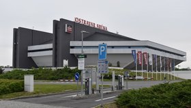 Ostravar Aréna má kapacitu 12 500 diváků.