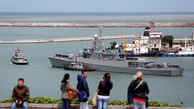Turisté v námořní základně Mar del Plata