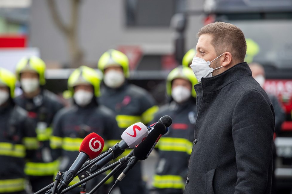 Slavnostní otevření nové hasičské stanice v Argentinské ulici v Praze 7. Zúčastnil se ho i ministr vnitra Vít Rakušan (STAN; (18. ledna 2022).