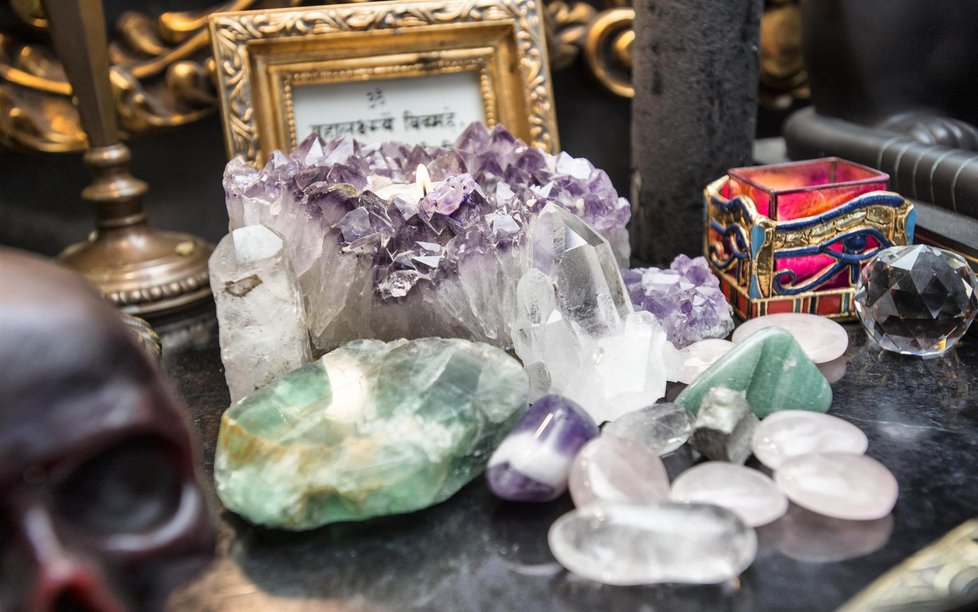 Krystaly jsou prý zdrojem magické energie.