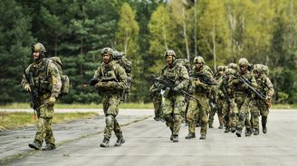 Evropská unie se shoduje na společné obraně. Zájem má 23 zemí včetně České republiky