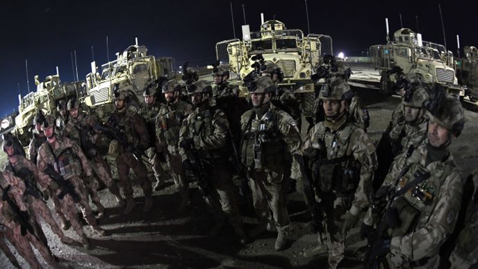 Česká armádní mise na spojenecké základně v Afganistánu.