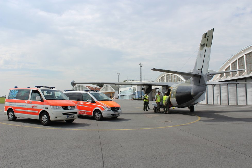 S transportem orgánů pomáhá armáda.