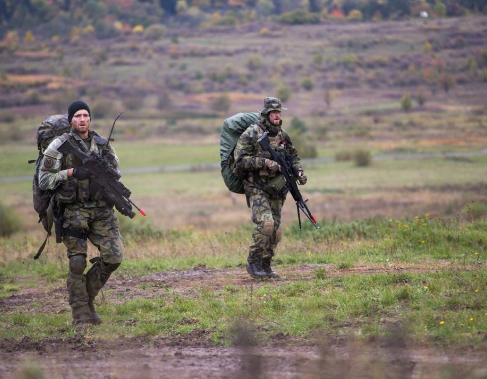 Příprava českých vojáků 10. strážní roty na misi v Afghánistánu