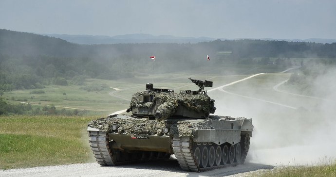 Tank Leopard 2A4.