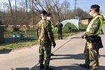 Pomoci dohlížet na bezpečnost ve Stříbře na Tachovsku by mohla i armáda. Ilustrační foto.