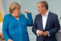 Nedal dýško v kavárně a udivil Němce. Nástupce Merkelové po trapasu zpět na místě „činu“