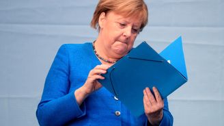 Nevydařená sázka na auru odcházející Merkelové