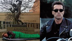 Slavný Terminátor nemá, kam hlavu složit? Arnold Schwarzenegger na Instagramu sdílel fotku, na níž spí pod širákem!