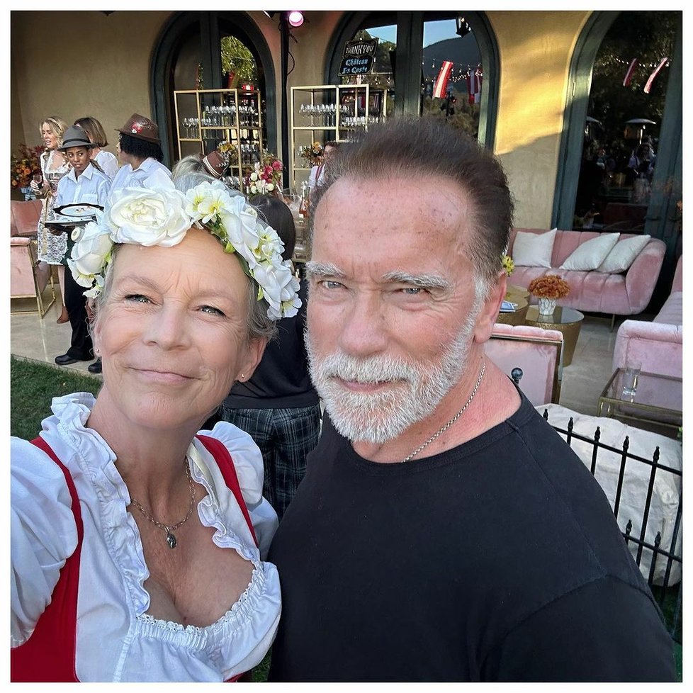 Arnold Schwarzenegger a Jamie Lee Curtis jsou i po 29 letech přátelé
