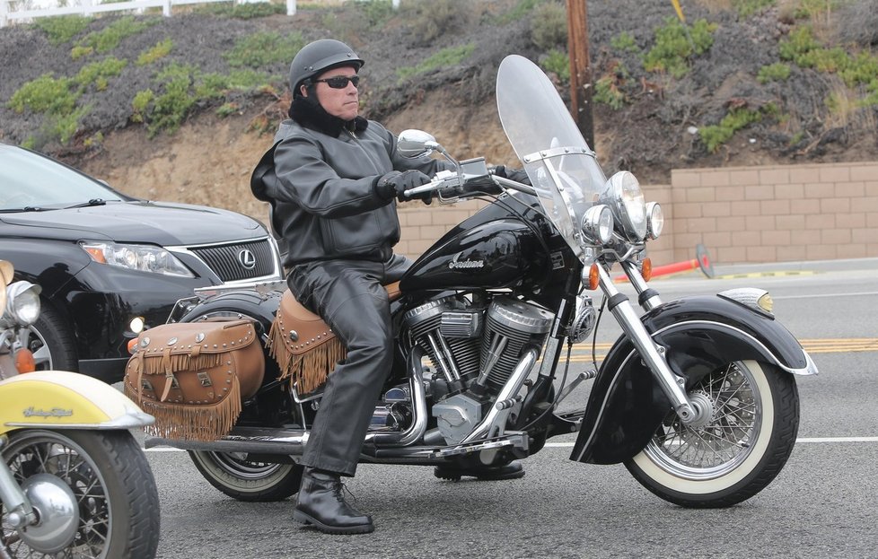 Arnold Schwarzenegger na motorce