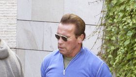 Schwarzenegger si jednu chlopeň nechal vyměnit už v roce 1997, lékaři to tehdy nepovažovali za nutné, to ale jeho rozhodnutí nezměnilo, operace by byla nutná později a hrdina akčních filmů ji chtěl podstoupit, dokud je ještě mladý.