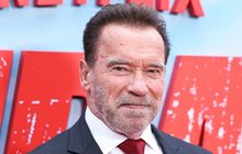 Nezastavitelný Arnold Schwarzenegger (75): Na kole do posilovny! 