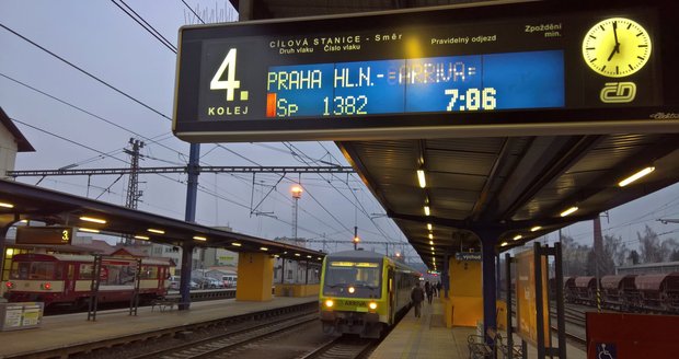 Dopravce Arriva jezdí nově mezi Prahou a Benešovem.