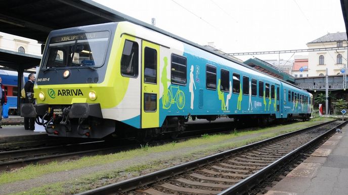 Arriva spustila linku z pražského Masarykova nádraží do Kralup nad Vltavou