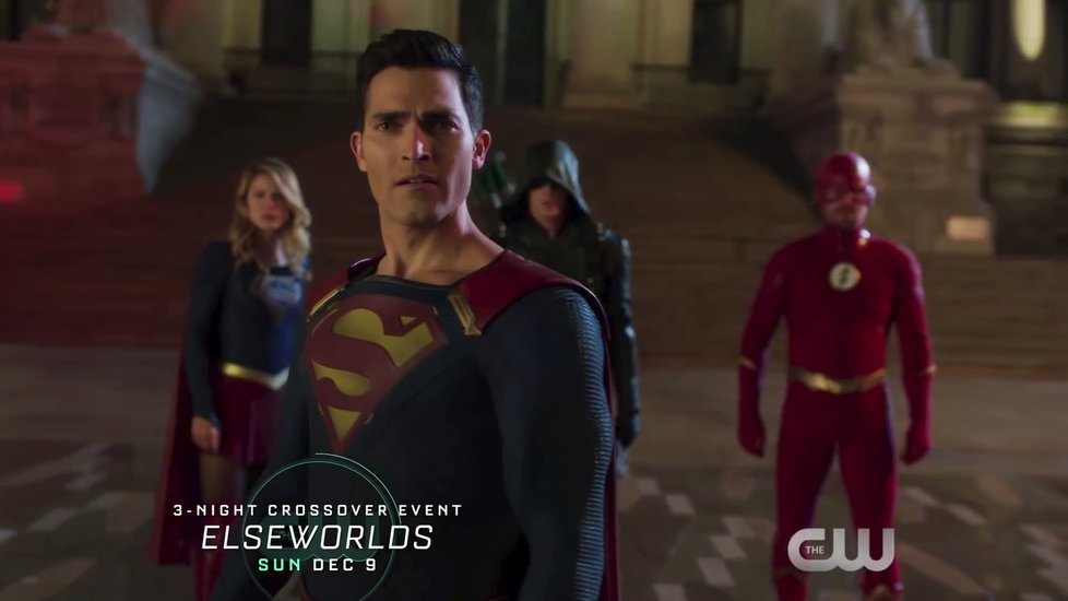 Arrowverse: Záběry z crossoveru Elseworlds.