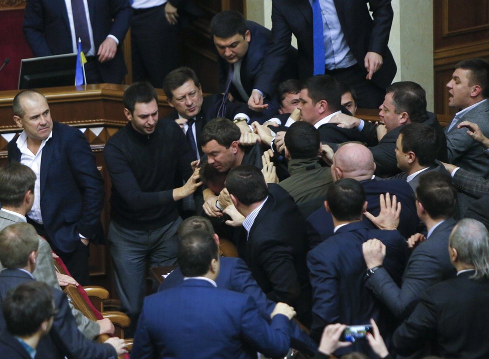 Ukrajinská politika má někdy divočejší průběh.