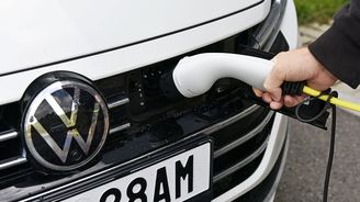 Volkswagen splnil emisní cíle, oznámil. Každý pátý vůz dodaný v Evropě byl elektrický