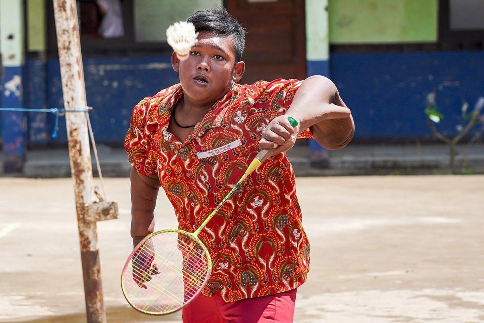 Arya Permana si může užívat sportu