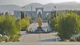 Ašchabat: Monumentální památníky turkmenské metropole