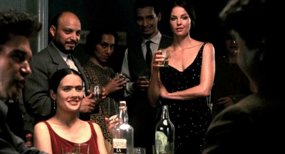 Ashley Judd a Salma Hayek ve filmu Frida (2002)