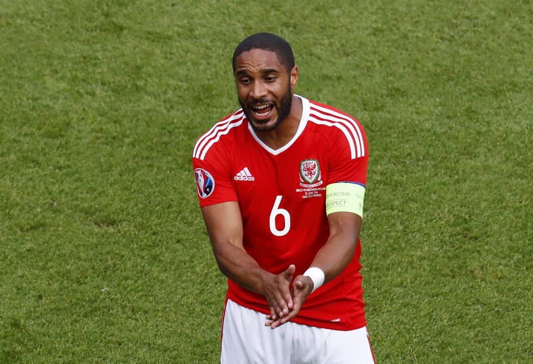 Kapitán Walesu Ashley Williams