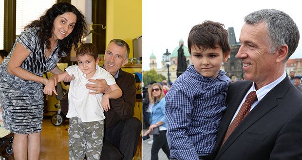 V Česku ho vyléčili z rakoviny, teď další rána: Malý Ashya přišel kvůli koronaviru a Jehovistům o rodinu