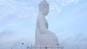 Největší mramorový sedící Buddha na světě.