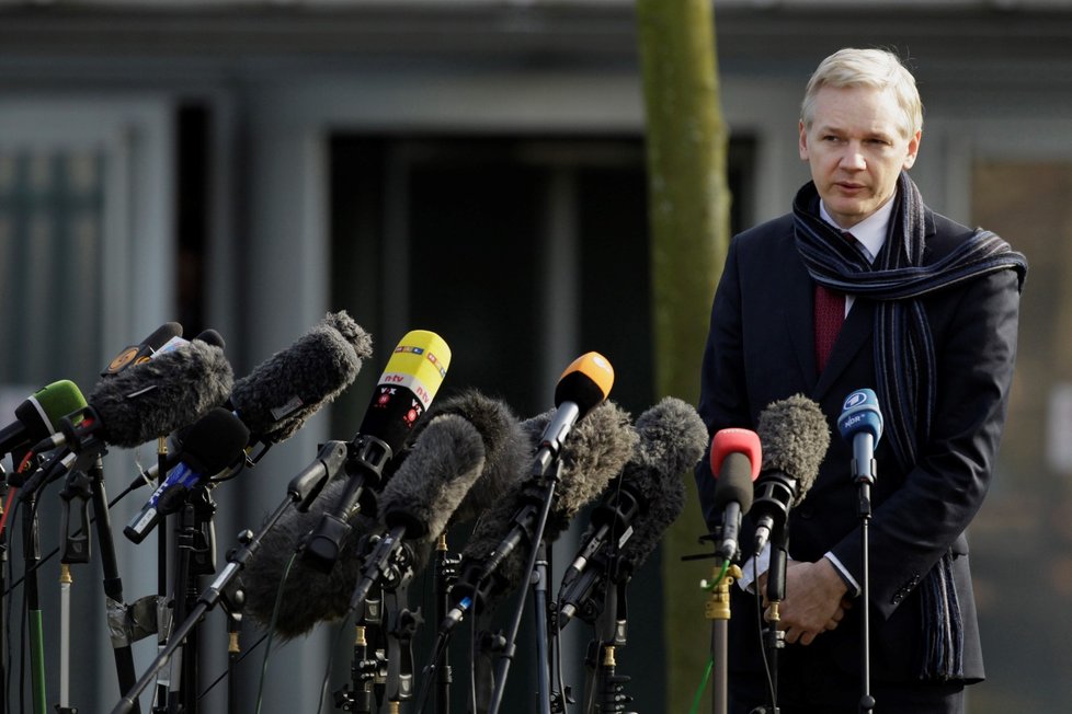 Ekvádor zadržel Švéda, který je prý spolupracovníkem Assange