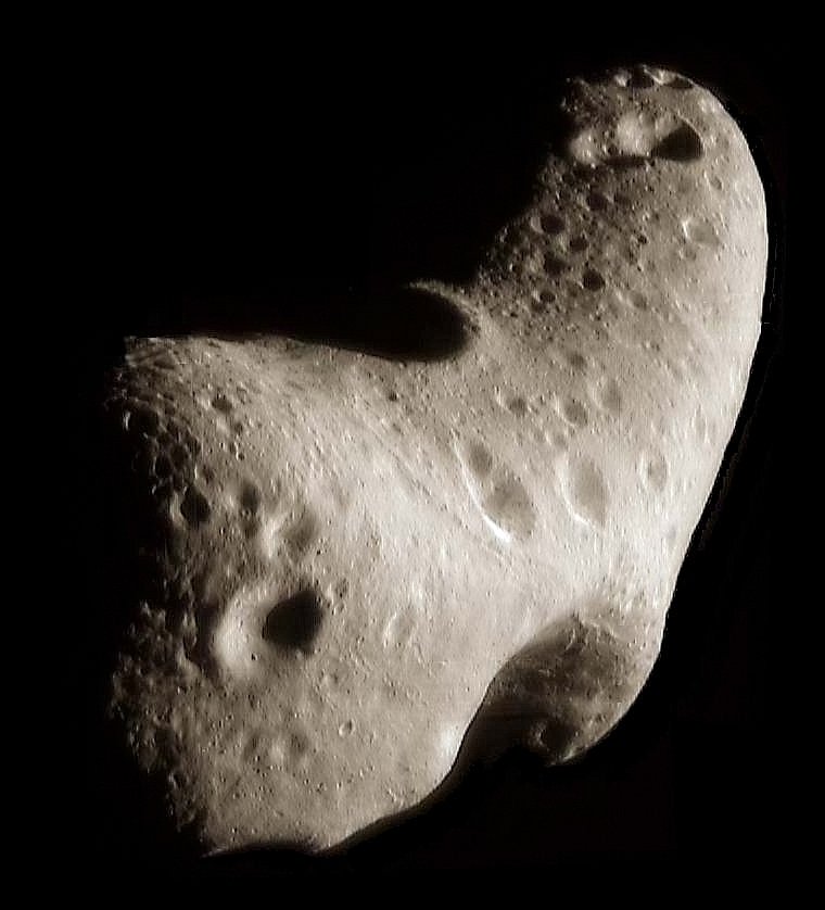 Asteroid Eros, který prozkoumala v 90. letech sonda Galileo na cestě k Jupiteru
