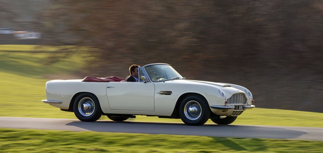 Aston Martin DB6 Volante EV