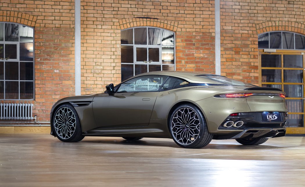 Aston Martin DBS Superleggera