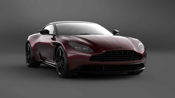 Aston Martin DB11 V8 Shadow Edition sází na temný styl 