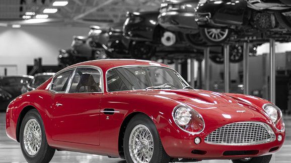 Aston Martin představuje další znovuzrozenou legendu, originál vznikl pouze v 19 kusech