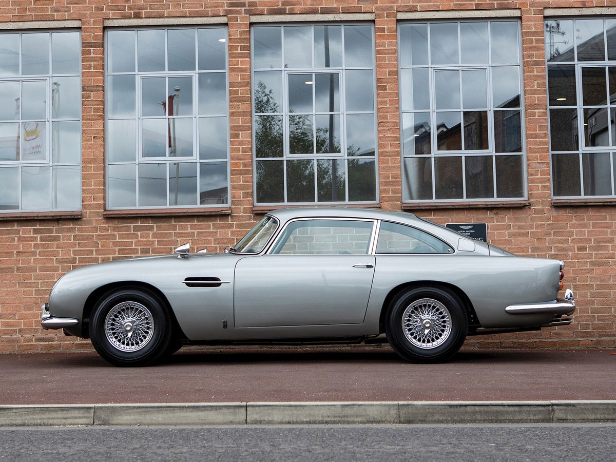 1965 Aston Martin DB5 Bond Car