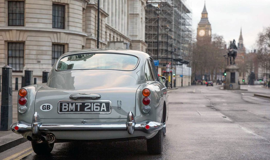 Aston Martin Goldfinger DB5 Continuation