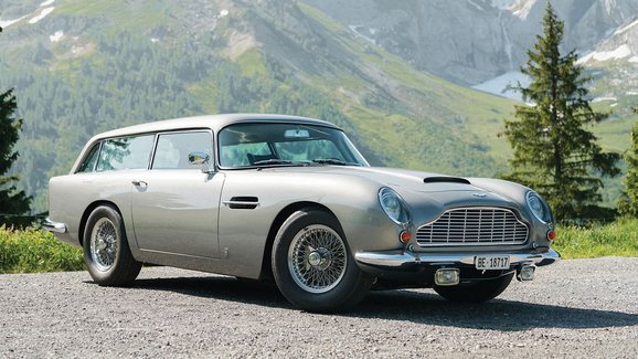 Extrémně vzácný Aston Martin DB5 Shooting Brake čeká na nového majitele 